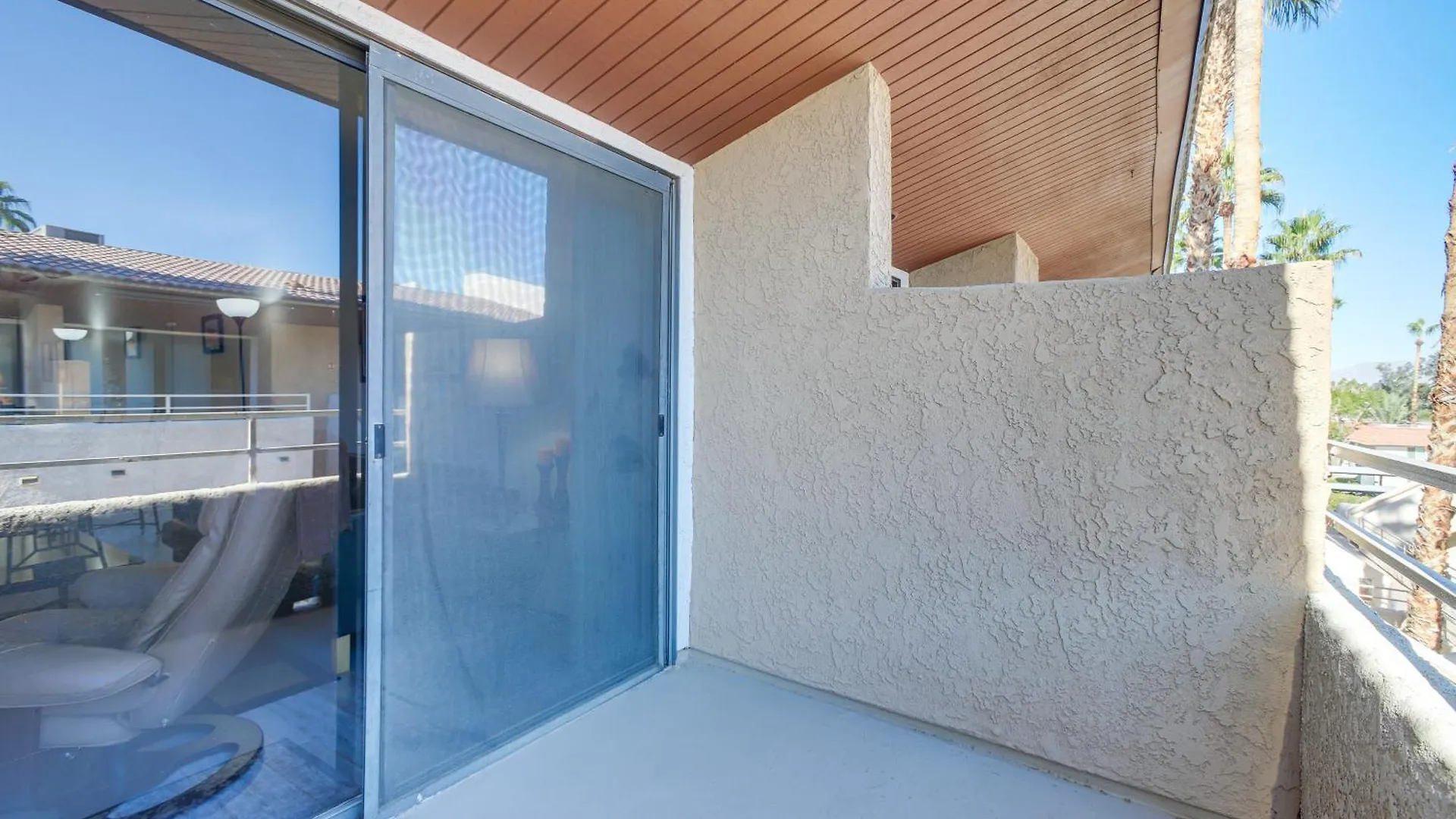 Palm Springs Condo With Pool Access, Walk To Dtwn! Palm Springs