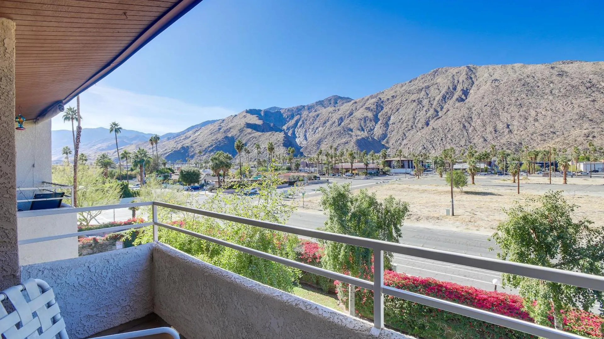 Lejlighed Palm Springs Condo With Pool Access, Walk To Dtwn!