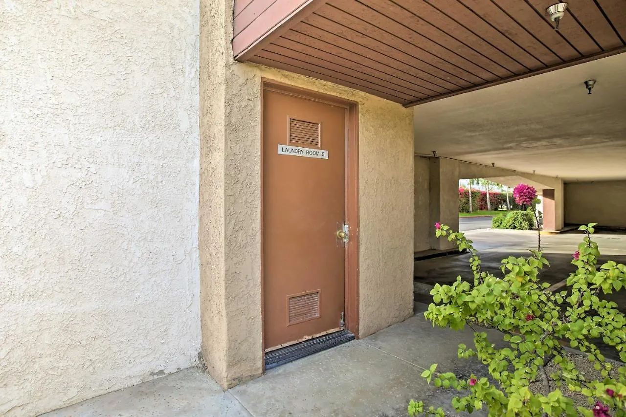 Palm Springs Condo With Pool Access, Walk To Dtwn!